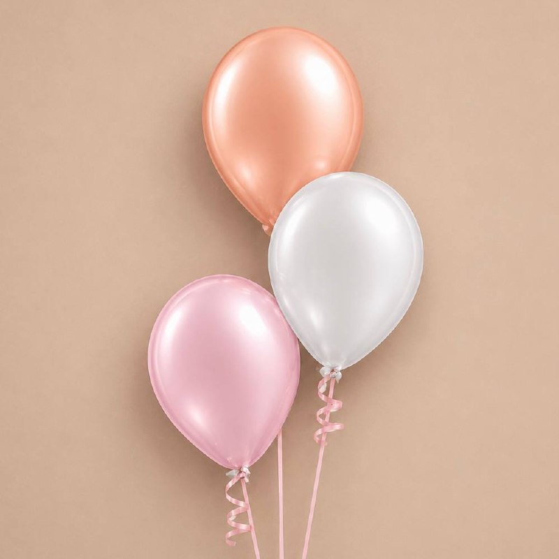 3 Balloons