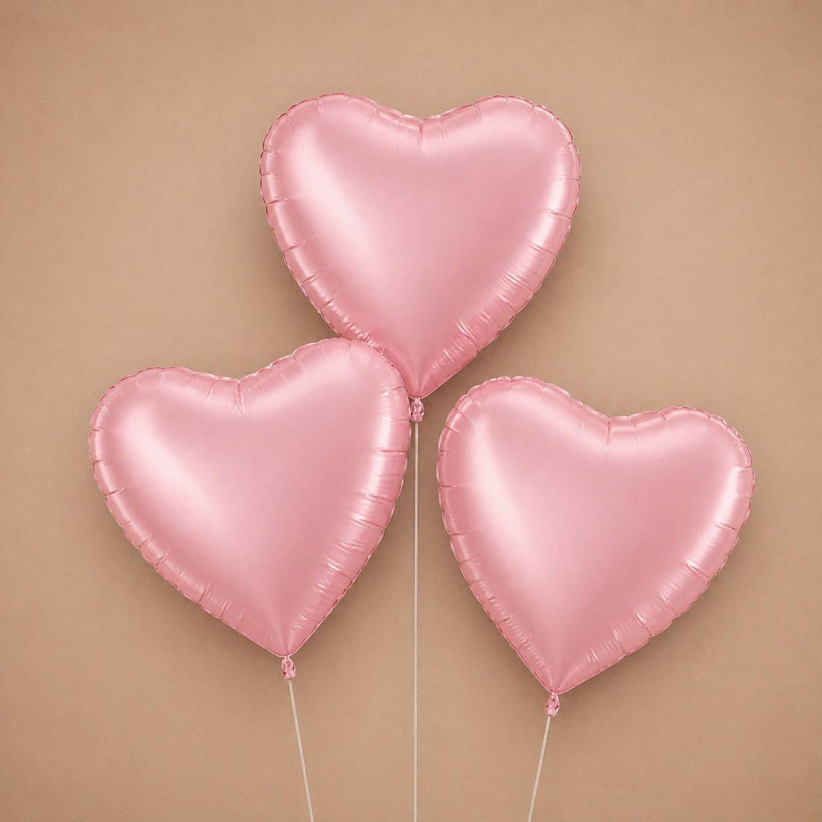 18" 3 Pearl Pink Heart Foil Balloon